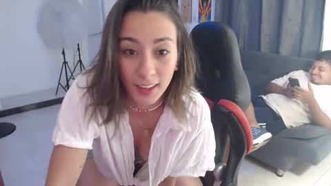 Snapshot of andresgiraldo1 chatting on 5, 10, 2025 Isa --------- online show from 5, 10, 2025