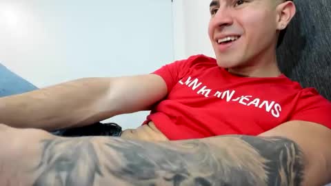 Snapshot of andresjuan92 chatting on 20, 9, 2025 onlyfanscallmegotter online show from 20, 9, 2025