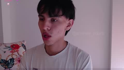 Snapshot of andrew_courtz chatting on 26, 11, 2025 Andrew Courtz online show from 26, 11, 2025