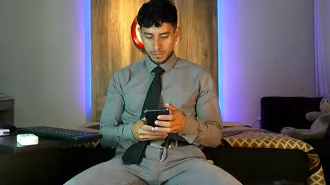 Andrew online show from 5, 10, 2025