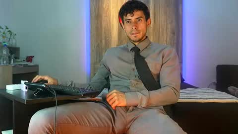 Andrew online show from 27, 10, 2025