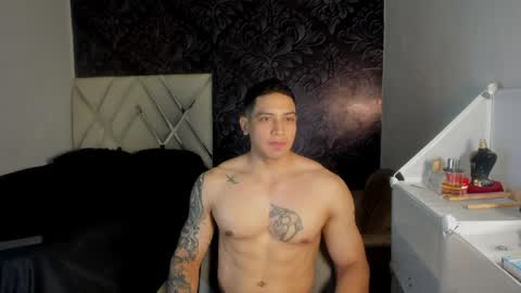 Snapshot of andrew_jhones chatting on 19, 5, 2026 andrew_jhones online show from 19, 5, 2026