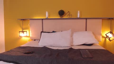 Andrew online show from 4, 2, 2025