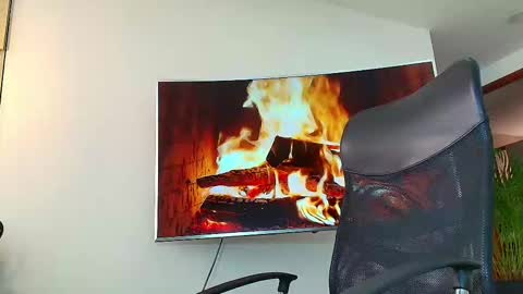 Snapshot of andrew_west_ chatting on 7, 3, 2025 ANDREW WEST online show from 7, 3, 2025