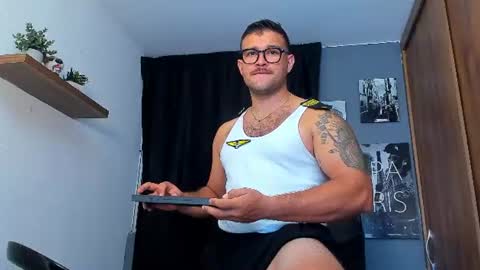 Snapshot of andrewdiaz_ chatting on 29, 6, 2026 Andrew Diaz online show from 29, 6, 2026