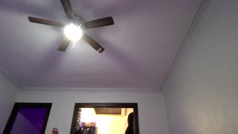 Snapshot of andrewgennie chatting on 20, 4, 2026 andrewgennie online show from 20, 4, 2026