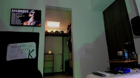 Snapshot of andrewjohnson0 chatting on 14, 10, 2025 Andrew Johnson online show from 14, 10, 2025