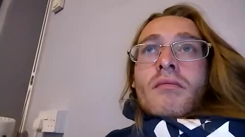 Snapshot of andrewwhitby chatting on 28, 9, 2025 andrewwhitby online show from 28, 9, 2025