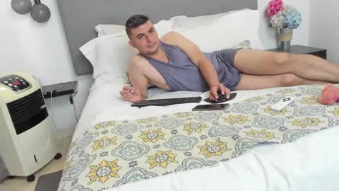 andrhes muller online show from 10, 10, 2025