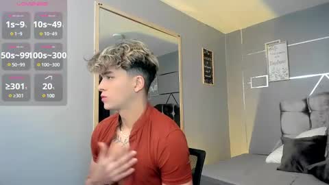 Snapshot of andrius_24 chatting on 22, 1, 2025      online show from 22, 1, 2025