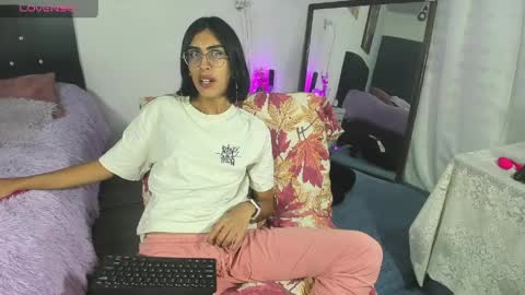 Snapshot of andromedashine chatting on 16, 5, 2026 vero paez online show from 16, 5, 2026