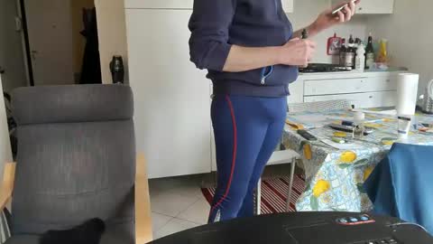 Snapshot of androx77 chatting on 9, 2, 2025 androx77 online show from 9, 2, 2025