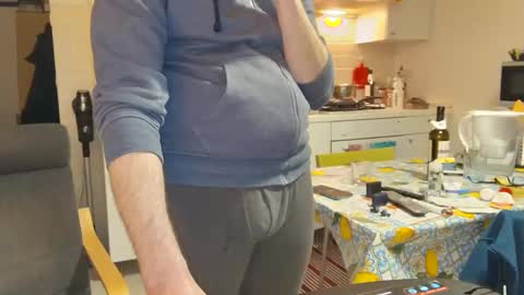 Snapshot of androx77 chatting on 10, 3, 2025 androx77 online show from 10, 3, 2025