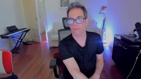 Andrew online show from 7, 12, 2024