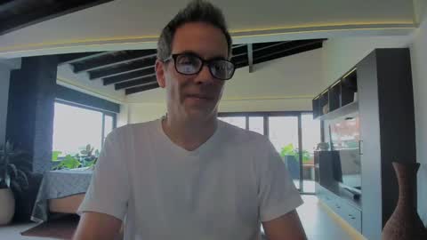 Andrew online show from 18, 2, 2025