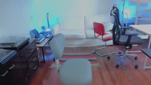 Andrew online show from 23, 9, 2025