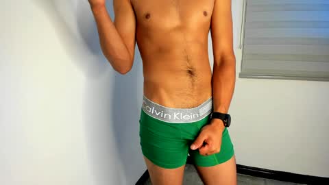 Snapshot of andy_0018 chatting on 11, 1, 2025 Andy online show from 11, 1, 2025