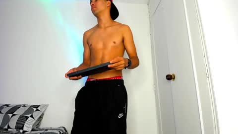 Snapshot of andy_0018 chatting on 25, 1, 2025 Andy online show from 25, 1, 2025