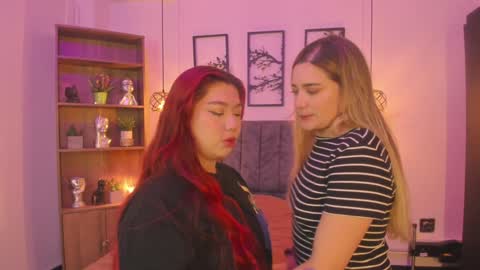 Snapshot of andy_and_emma chatting on 8, 12, 2024 andy_and_emma online show from 8, 12, 2024