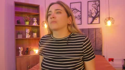 Snapshot of andy_and_emma chatting on 8, 12, 2024 andy_and_emma online show from 8, 12, 2024