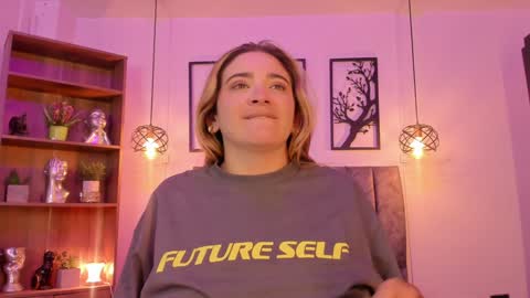 Snapshot of andy_and_emma chatting on 10, 12, 2024 andy_and_emma online show from 10, 12, 2024