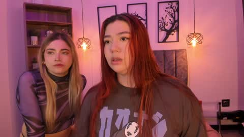 Snapshot of andy_and_emma chatting on 28, 12, 2024 andy_and_emma online show from 28, 12, 2024