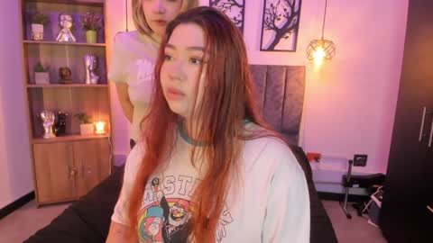 Snapshot of andy_and_emma chatting on 6, 1, 2025 andy_and_emma online show from 6, 1, 2025