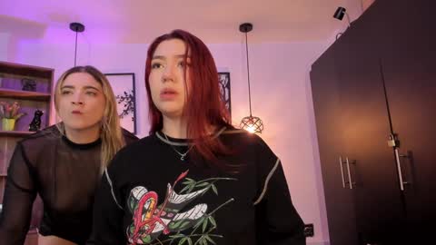 Snapshot of andy_and_emma chatting on 13, 1, 2025 andy_and_emma online show from 13, 1, 2025