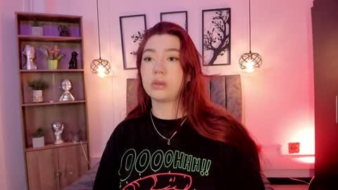 Snapshot of andy_and_emma chatting on 15, 1, 2025 andy_and_emma online show from 15, 1, 2025