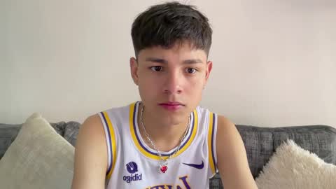 Andy online show from 6, 4, 2026