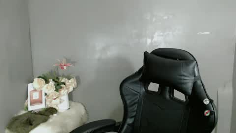 Snapshot of andy_coco chatting on 22, 2, 2025 Kisha online show from 22, 2, 2025