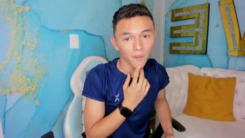Snapshot of andy_dior18 chatting on 8, 3, 2025 ANDY online show from 8, 3, 2025