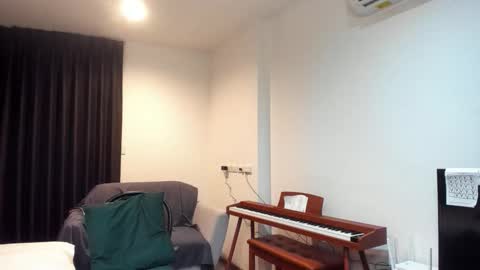 Andrew online show from 6, 11, 2025