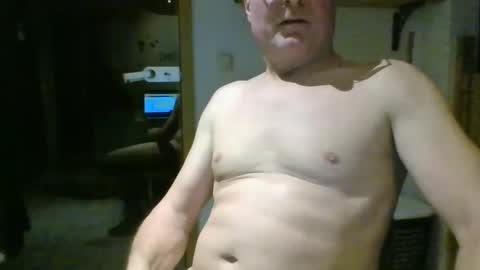 Snapshot of andybayern chatting on 15, 12, 2025 andybayern online show from 15, 12, 2025