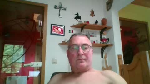 Snapshot of andybayern chatting on 12, 6, 2026 andybayern online show from 12, 6, 2026