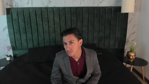 Snapshot of andyjoy_ chatting on 16, 12, 2025 Andy Joy online show from 16, 12, 2025