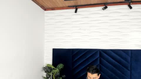 Andy Joy  online show from 17, 4, 2026