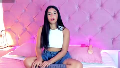 Snapshot of andysaenzz chatting on 12, 2, 2025 AndySaenzz online show from 12, 2, 2025