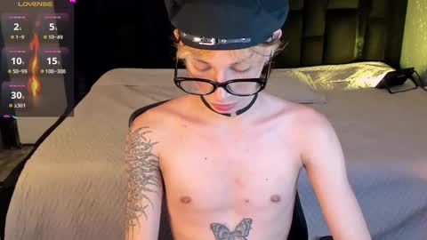 Andy online show from 8, 10, 2025