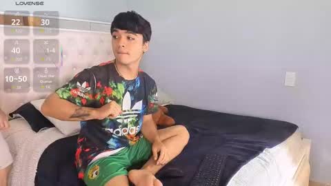 Snapshot of andyy_big_cock chatting on 15, 10, 2025 Andy online show from 15, 10, 2025