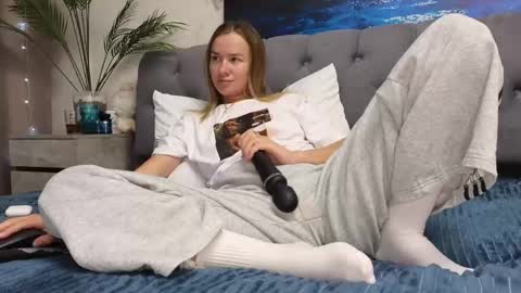 Snapshot of ange1ok chatting on 6, 5, 2026 ange1ok online show from 6, 5, 2026