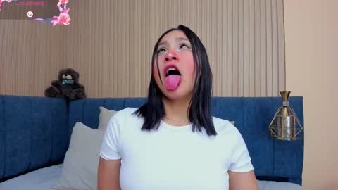Snapshot of angel__ponce chatting on 18, 9, 2025 angel__ponce online show from 18, 9, 2025