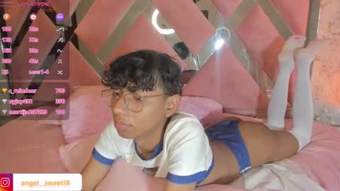 Snapshot of angel__sweet18 chatting on 3, 12, 2024 online show from 3, 12, 2024