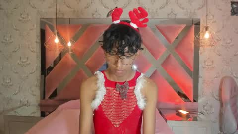 Snapshot of angel__sweet18 chatting on 15, 12, 2024 online show from 15, 12, 2024