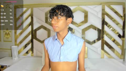 Snapshot of angel__sweet18 chatting on 24, 1, 2025 online show from 24, 1, 2025