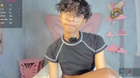 Snapshot of angel__sweet18 chatting on 25, 2, 2025 online show from 25, 2, 2025