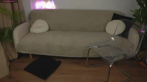 angel__vibe online show from 16, 4, 2026