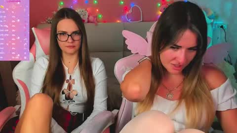 Snapshot of angel_and_demon0304 chatting on 22, 5, 2026 Ivanna and Jessica online show from 22, 5, 2026