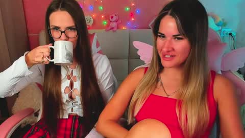 Snapshot of angel_and_demon0304 chatting on 31, 5, 2026 Ivanna and Jessica online show from 31, 5, 2026