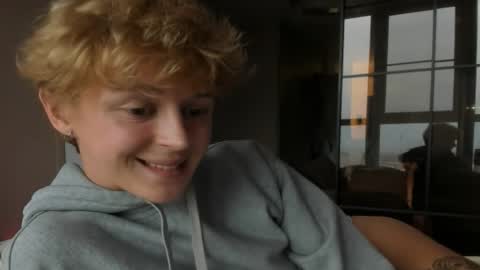 angel_andreww online show from 23, 4, 2026